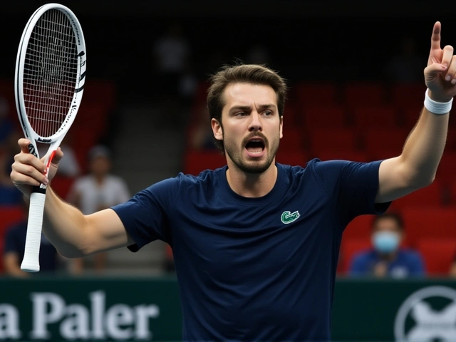 Medvedev derrota a De Minaur y alcanza semifinales en Shanghai